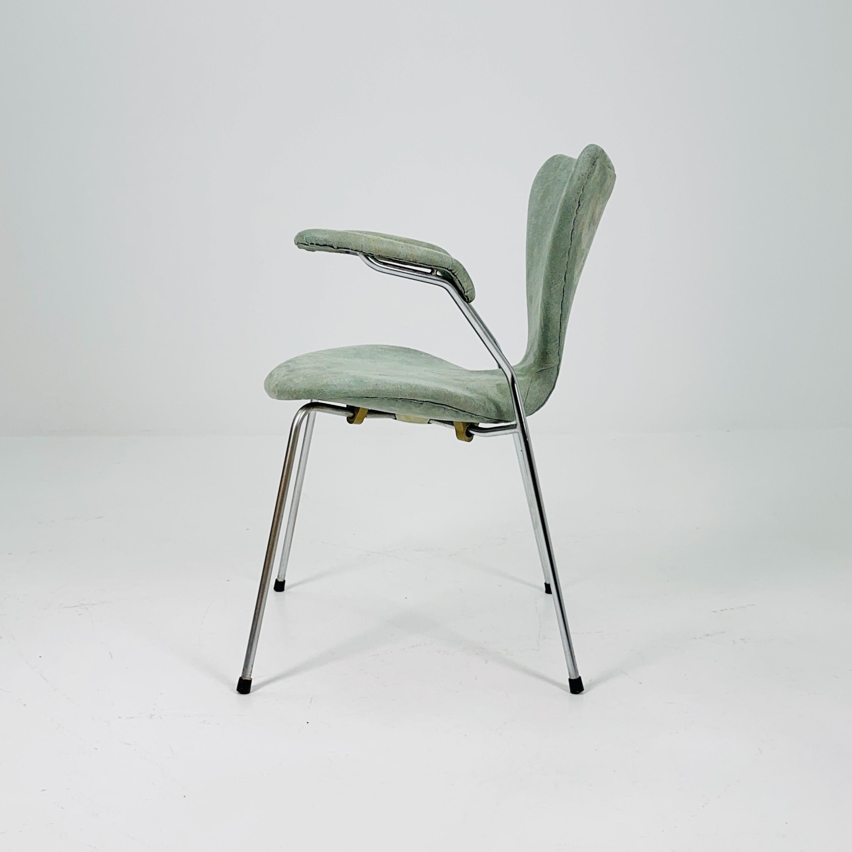 Rare Arne Jacobsen 3207 Armchair “the Seven Chair” for Fritz 