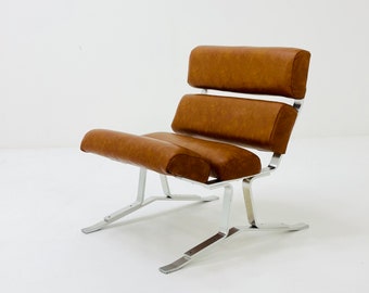 mid century William Plunkett lounge chair, model “Kingston 1970s