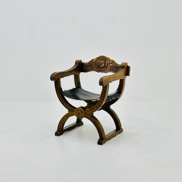 Chaise Curule/Trône Antique, grande et robuste de Dagobert - Milieu du XXe siècle