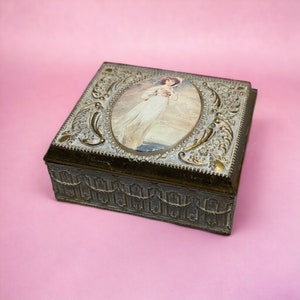 Vintage metal jewelry/trinket box ft. Pinkie by Thomas Lawrence — Made in Japan