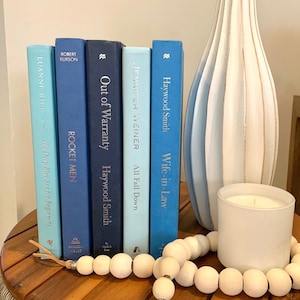 Pila di libri blu / Libri da tavolino / Libri decorativi / Arredamento fattoria / Arredamento libreria / Libri vintage /