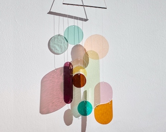 Móbile de Vitral – Arte Moderna em Vidro para Janelas e Paredes, Decoração Suspensa Feita à Mão