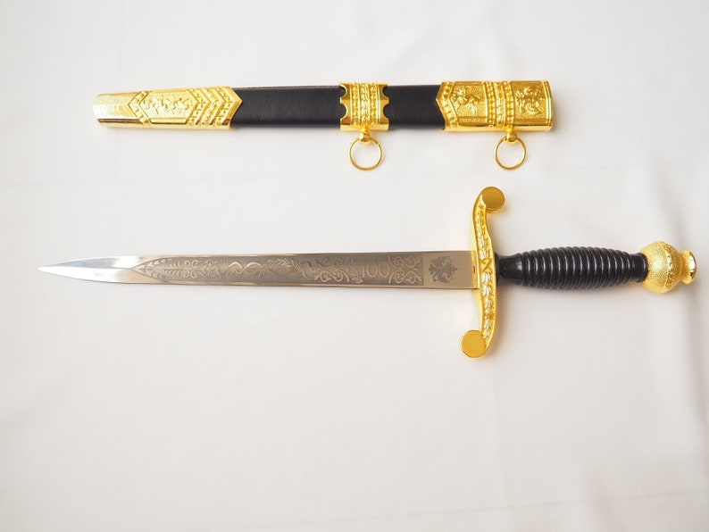 Decorative fantasy dagger with sheath Athame dagger knife,damascus dagger