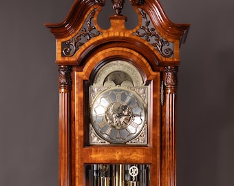 Exceptional Howard Miller Grandfather Clock – 9-Tube Chime