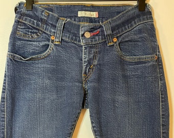levi 504 womens