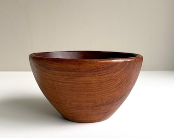 Vintage Schale . Teak Holz . dänisches Design . 60er . 70er . Handarbeit . Mid Century . Obstschale . Salatschüssel