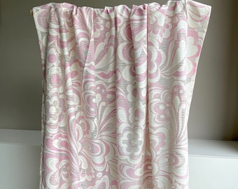 Original Mid Century. Vintage curtain. Curtain set. stores. Material . Op Art. 70s. 80s. Pink. White . Floral pattern
