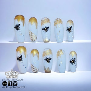 Press on nails, glue on, Bees, dripping honey, gold and white, artifical nail extentions