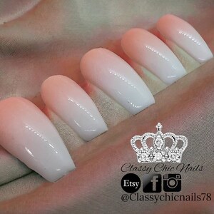 Baby Boomer Press On Nails: Pink & White Ombre French Tip image 2