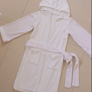 Kid&#39;s Plush Robe Sewing Pattern: Sizes 5-12 (PDF Download)