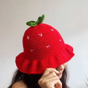 Cute Crochet Strawberry Bucket Hat,Handmade Crochet Unisex Hat,Summer Knit Accessories,Afghan Crochet Pattern,Y2k Festival Beach Sun Hat