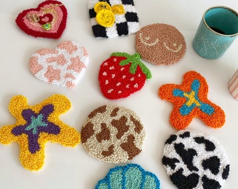 Porta-copos tufado à mão personalizável, tapetes decorativos para canecas Y2K, tapete divertido para decoração de escritório, tapete para canecas feito à mão, porta-copos, decoração de mesa de dormitório