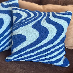 Hand Tufted Punch Needle Pillow Cover,Decorative Embroidered  Cushion Cover,Y2k Vibrant Wavy Lines,Fun Home Decor Rug,Psychedelic Printed