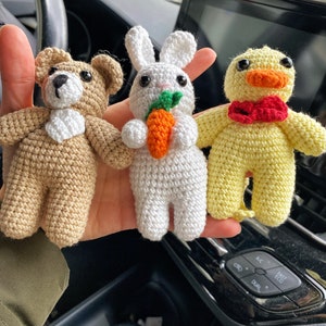 Cute Amigurumi Animal Car Mirror Hanging, Crochet Knitting Clover Rear View Mirror Charms,Car Pendant,Crochet Car Accessories
