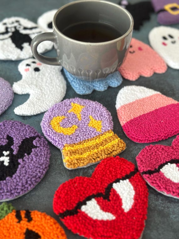 Spooky Punch Needle Coaster Set,Handmade Ghost Spider Web Cup Mat,Pumpkin Mug Rug for Spooky Fall Season,Halloween Witch Home Office Decor