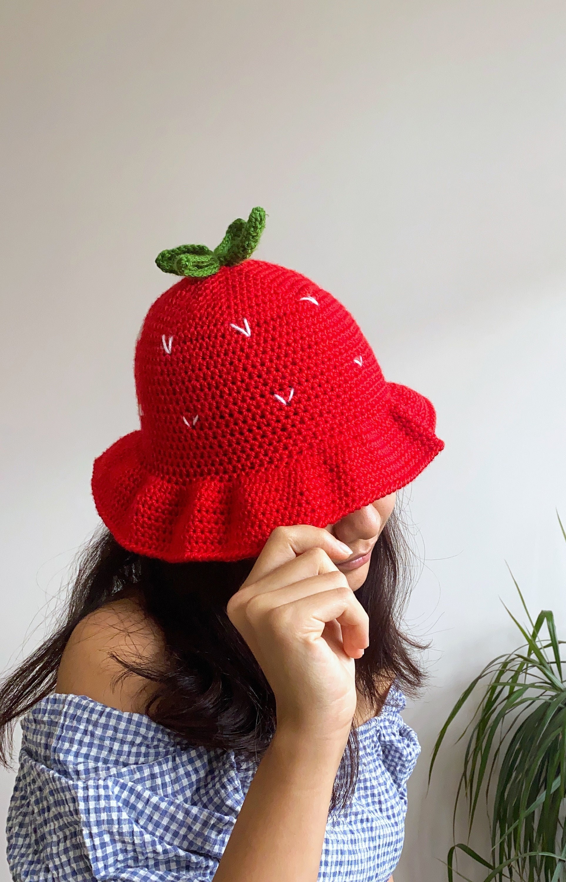 Helmstedt Strawberry Bucket Hat NWOT Helmstedt Strawberry Baseball Cap - Strawberry | Garmentory main image 3