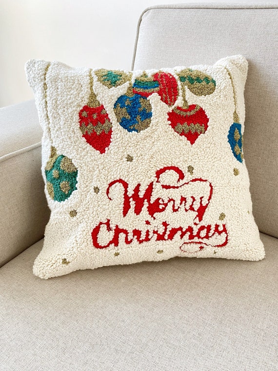 Hand Tufted Christmas Pillow Cover,embroidered Santa Cushion Cover, Winter  Holiday Home Decor Rug,merry Christmas Ornament,noel Gift 