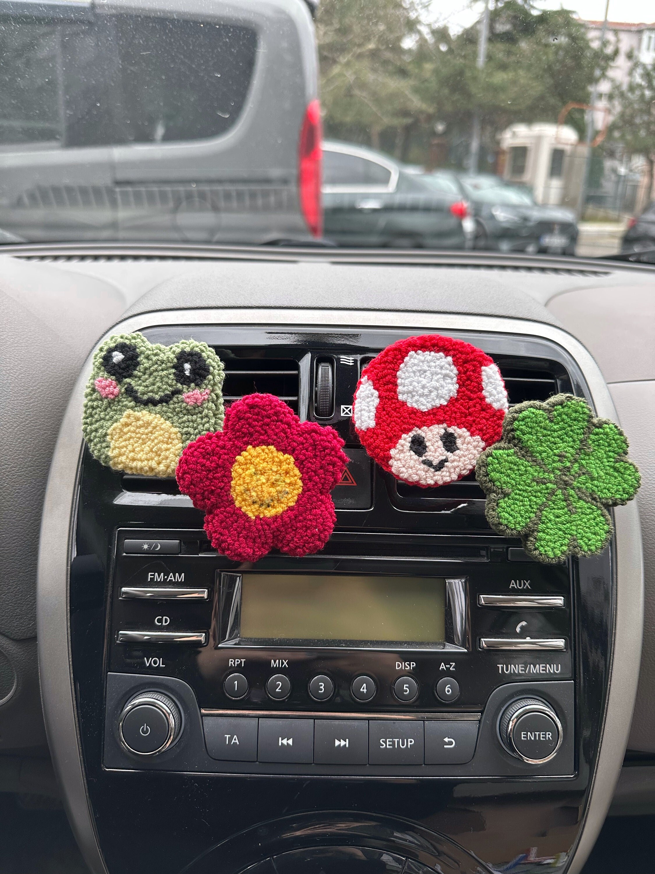 Handmade Car Air Vent Clip, Punch Needle Car Accessories, Cute and Funny  Air Vent Charm, New Driver Gift, Colorful Car Decor for Women 