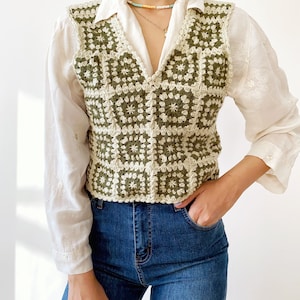 Handknitted Crochet Vest with Retro Granny Square,Handmade Women Tank Top,Crochet Sleeveless Top,Unisex Crochet Summer Fall Outfit
