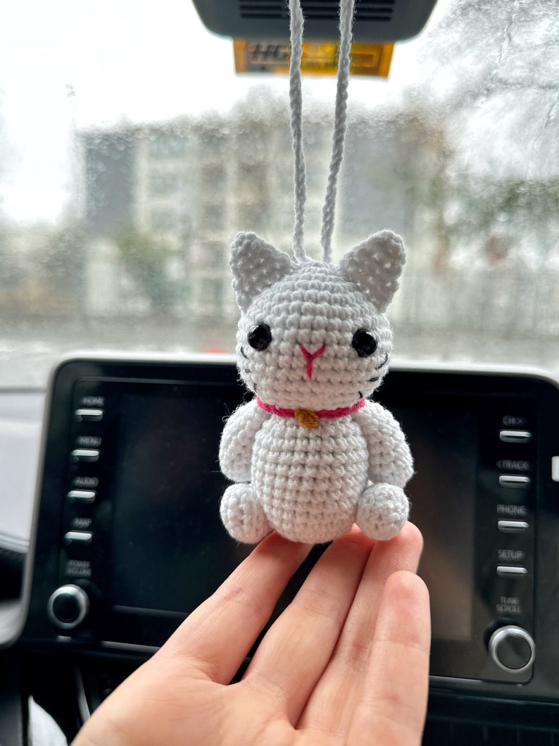 Cute Crochet Cat Car Mirror Charms,Amigurumi Dog Car Accessory,New Car Gift,Kitty Car Mirror Hanging,Car Interior,Rear-View Mirror Pendant White Cat