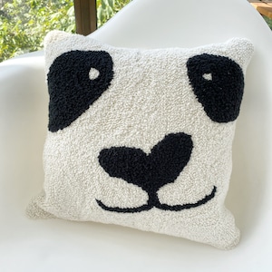 Bonita funda de cojín con diseño de panda, hecha a mano con aguja de punzón, bordada decorativa, divertida alfombra decorativa para el hogar, cojín infantil para habitación infantil.