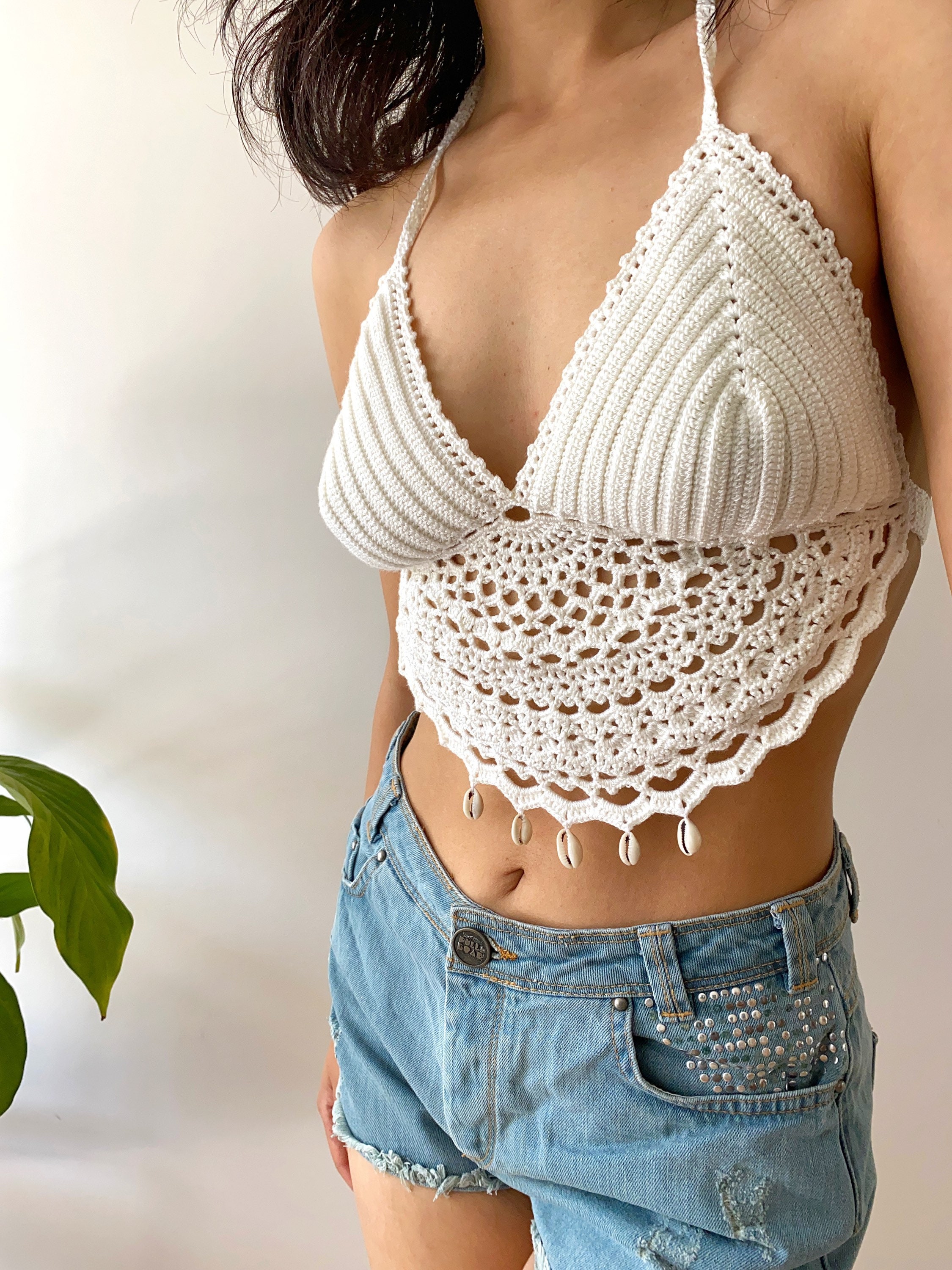 Boho crochet top with seashells Color Beige Size One Size