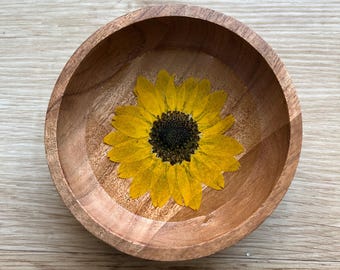 Sunflower Wood Trinket or Jewelry Dish, real flower set in resin