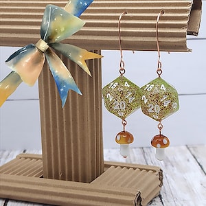 Funky Forest Dice Earrings - Small Accent