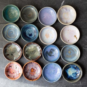 Cuencos pequeños para salsa de soja // Plato para joyas // Plato para especias