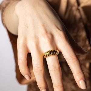 Chunky Gold Croissant Ring-Gold Ring-Gold Stacking Ring-Layering Ring-Trendy Ring-Non Tarnish-Everyday Ring-Statement Ring-Gift for Her-Ring