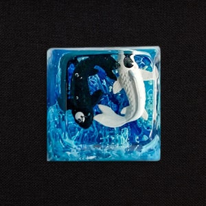 Black and White Koi Underwater Keycap, Yin and Yang Symbol Artisan Keycap, R1 OEM Keycap, Couple Koi Fish Keycap, Koi Fish Collector Gift