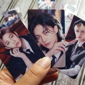 Unofficial Stray Kids K-pop Photocard Set - SKZX Ver.