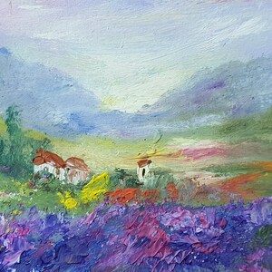 Pintura da Toscana com flores desabrochando, campos, árvores e montanhas. Obra de arte original feita à mão