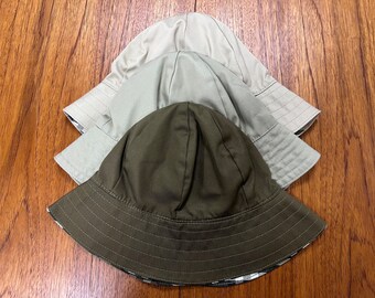 Vintage Burberry Nova Check 2 Side Reversible Bucket Hat  display picture 1
