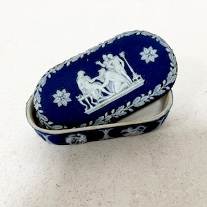 Antique Wedgwood Cobalt Blue and White Jasperware Trinket Box, Dark Blue Wedgewood