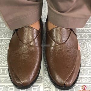 Handmade Shiny Brown Leather Peshawari Chappal: Traditional Men's Sandals image 1