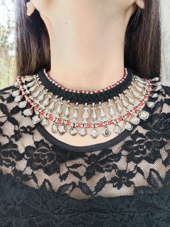 Afghani choker deals