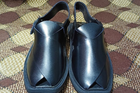 Handmade Black Leather Peshawari Chappal Sandals: Men's Tribal Footwear