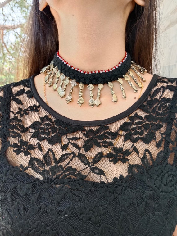 トライバルアフガンチョーカーネックレス：ヴィンテージクチシルバー