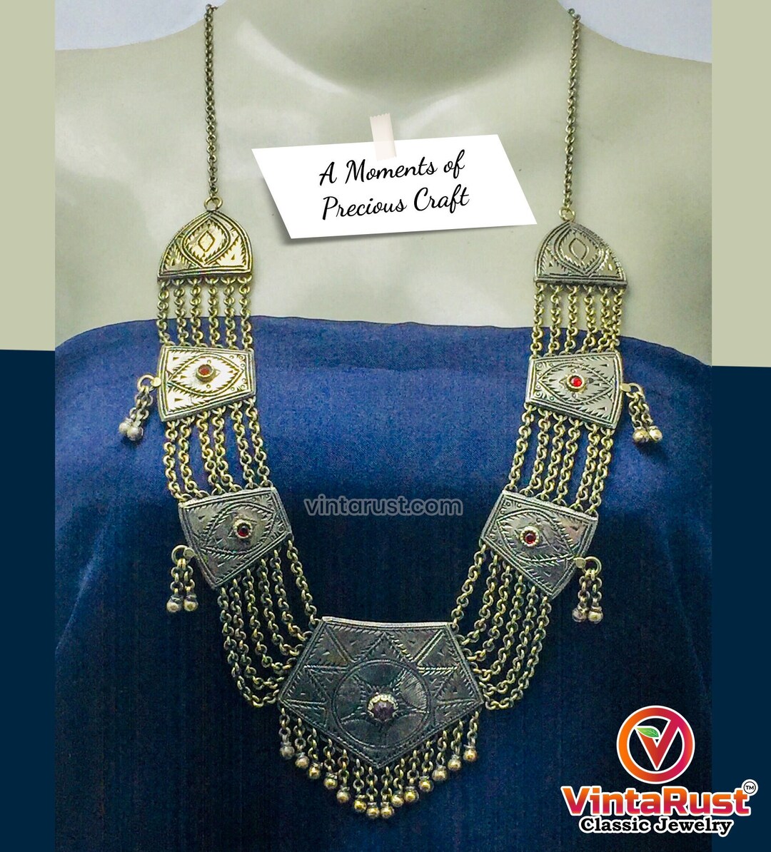 ヴィンテージ クチ ビブネックレス：ガラスストーンを使った