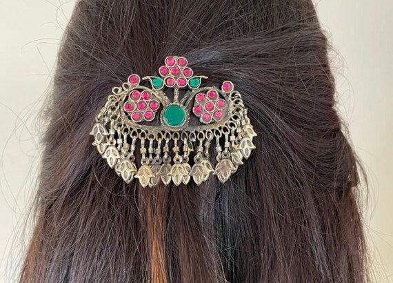 Jewelry store hair pins
