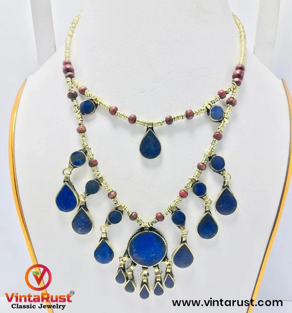 Collier Ethnique Vintage En Perles Noires Incrusté De Fils Dorés Torsadés - Long Et élégant