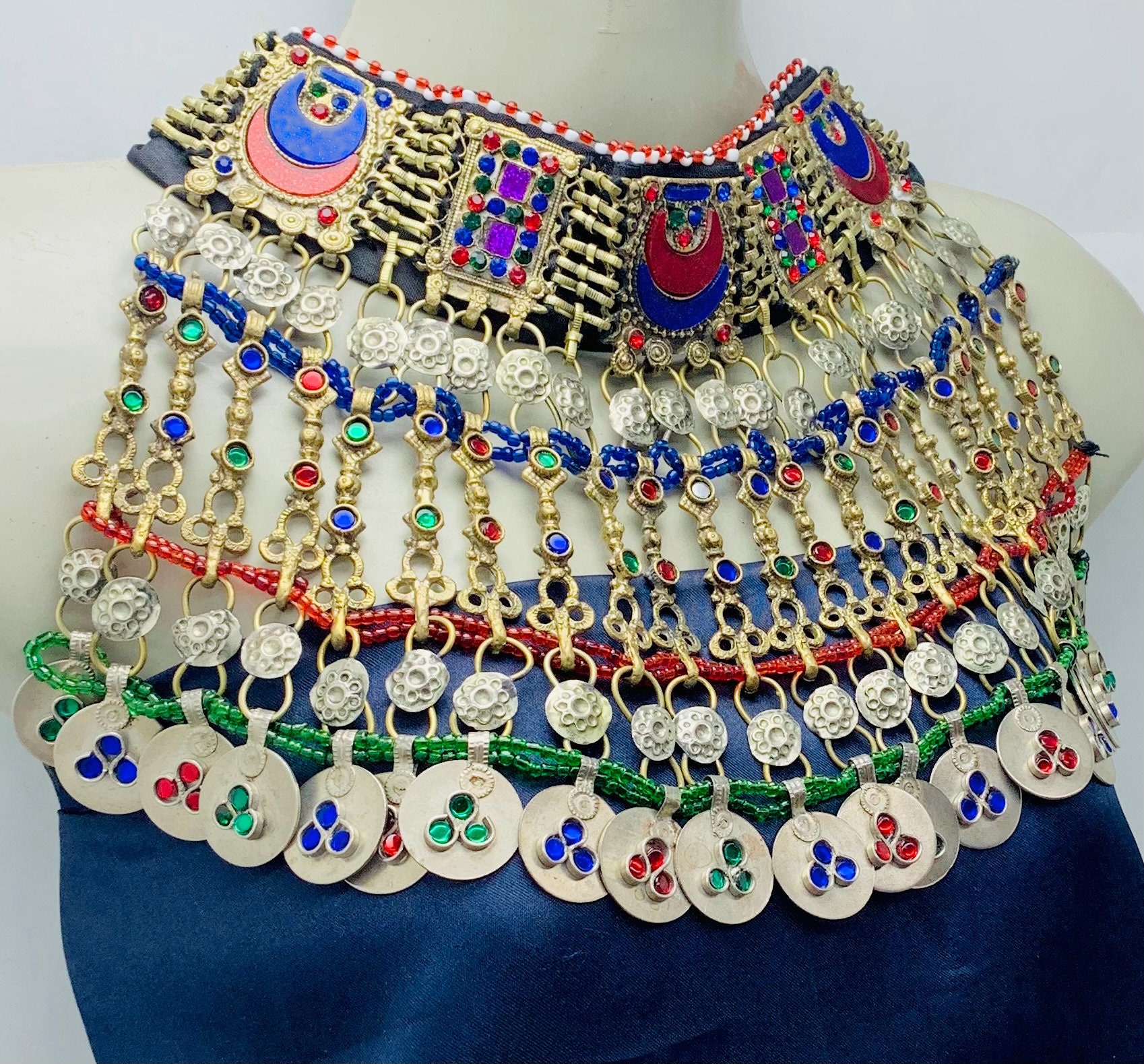 ハンドメイドのクチチョーカーネックレス：銀貨を使ったアフガニスタン