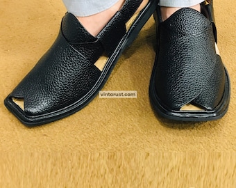 Handcrafted Black Leather Peshawari Chappal: Cultural Sandals