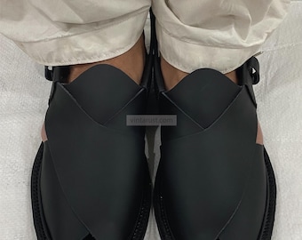 Handmade Black Leather Peshawari Sandals: Men's Traditional Chappal