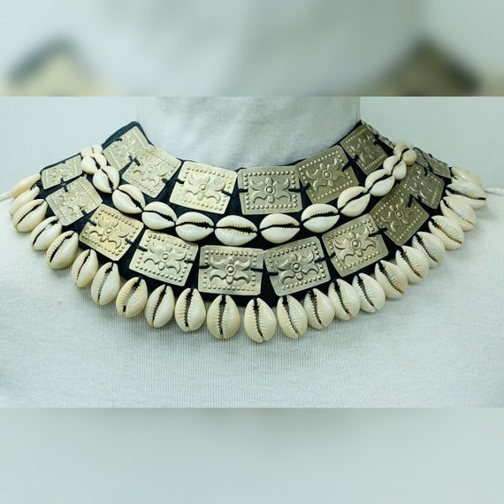 Boho Cowrie Shell Choker: Vintage Afghan Tribal Necklace