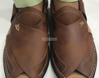 Handmade Leather Peshawari Chappal Sandal: Traditional Tan Gents Shoes
