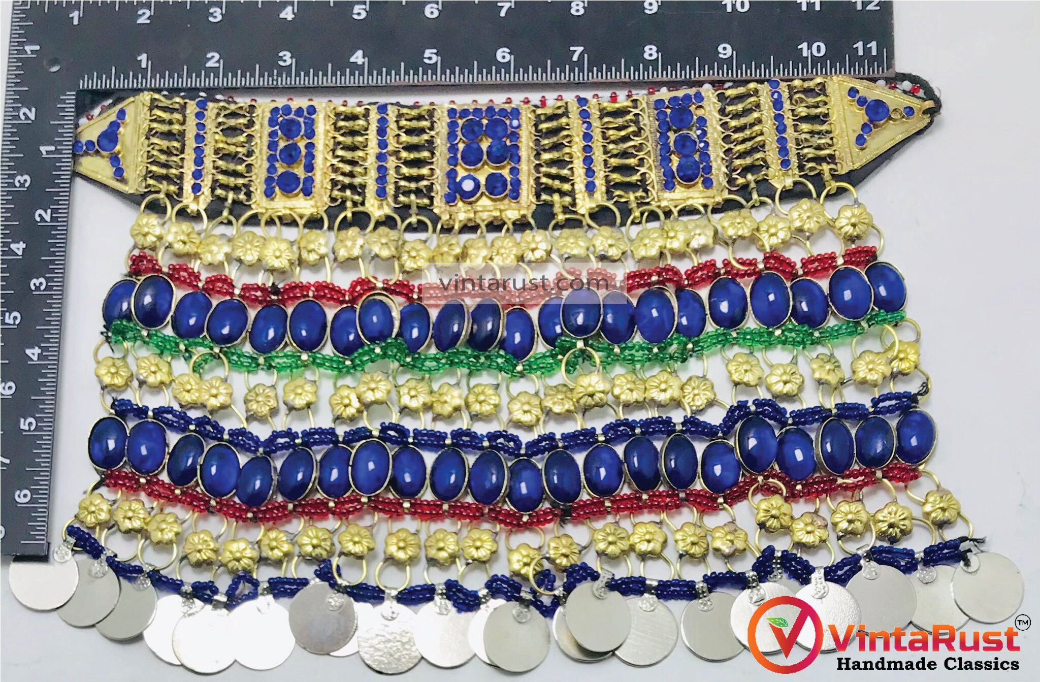 ブルーストーンビーズチョーカー：アフガニスタンのクチ族の