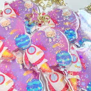 Space cat Keychain || cute keychain / cat lovers / cute transparent acrylic keychain / double sided epoxy acrylic/ cute gift ideas