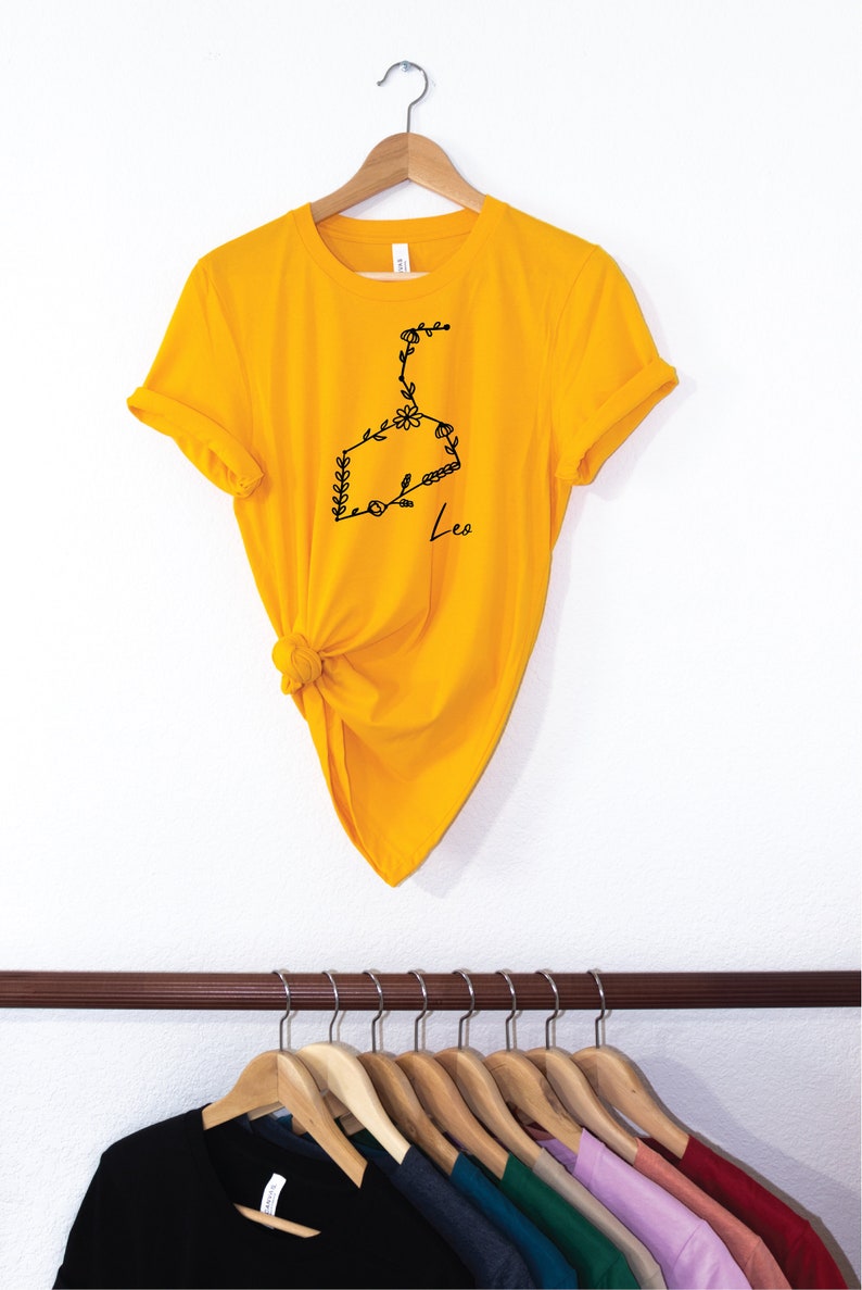 Leo Zodiac Sign T-shirt Lion Zodiac Sign Celestial T-shirt Gold